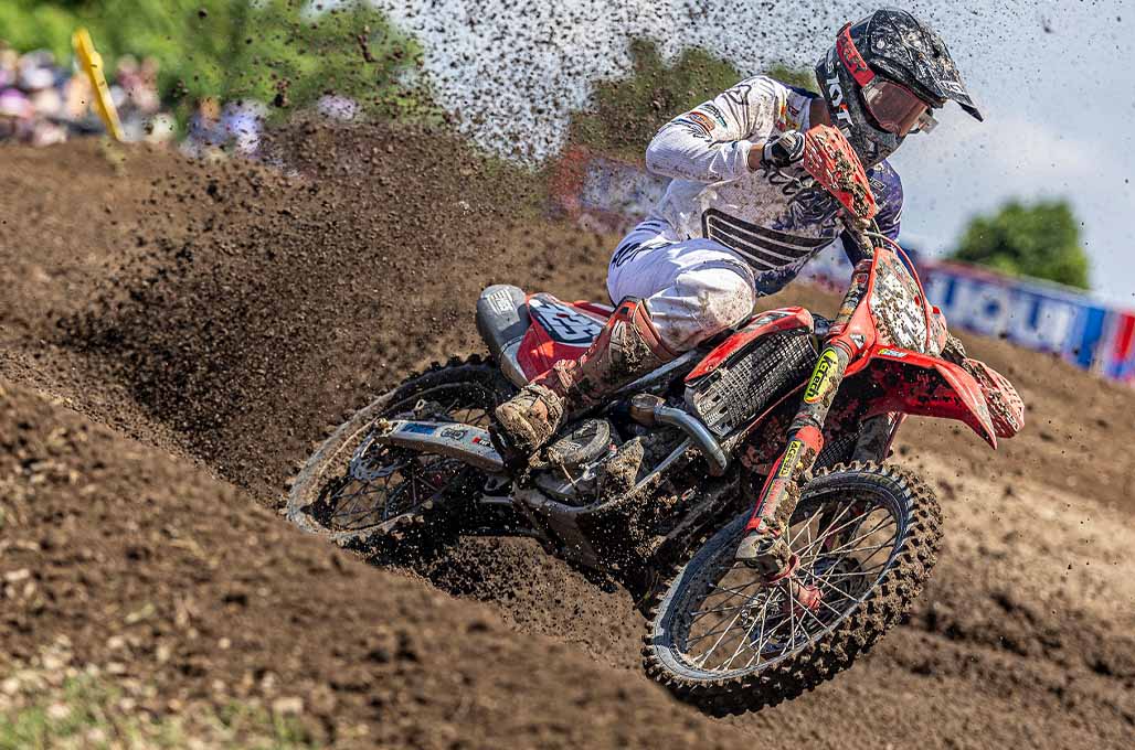 Dua Crosser Astra Honda Optimistis Raih Poin di MXGP Lombok 2024 - AHM
