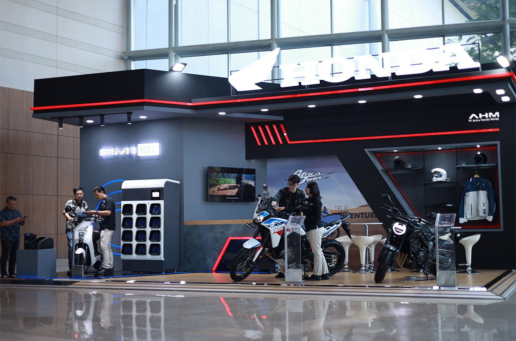 Honda Pikat Pengunjung GIIAS dengan EM1 e dan Deretan Motor Berteknologi Tinggi