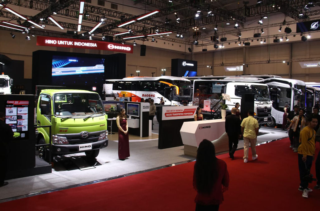 Hino Ramai Boyong Line Up Unggulan ke Pameran GIIAS 2024