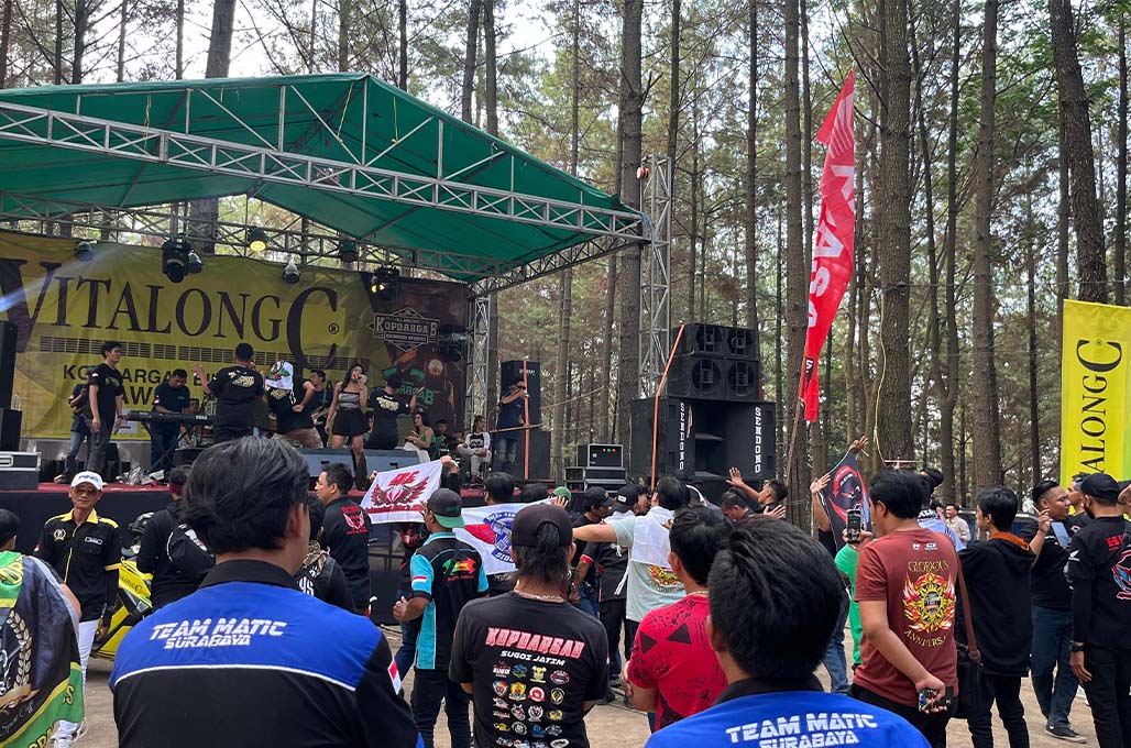 Sedikitnya 2000 Bikers Ramaikan Vitalong C Kopdargab V - All Riders All Island