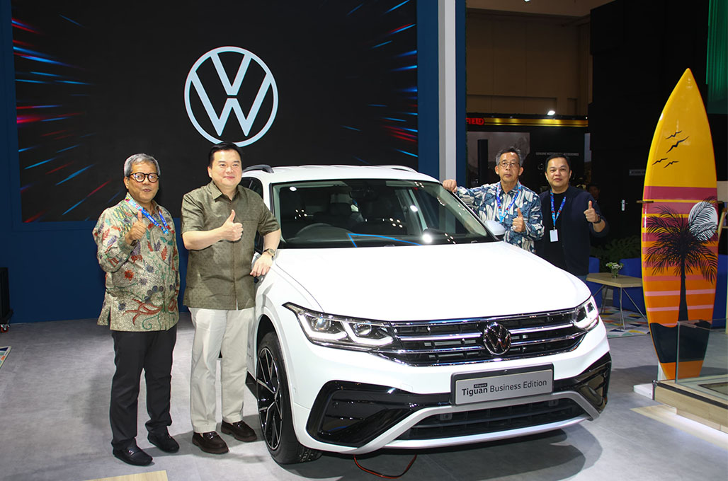 Volkswagen Tiguan Allspace Business Edition dan ID. Buzz Mejeng di GJAW