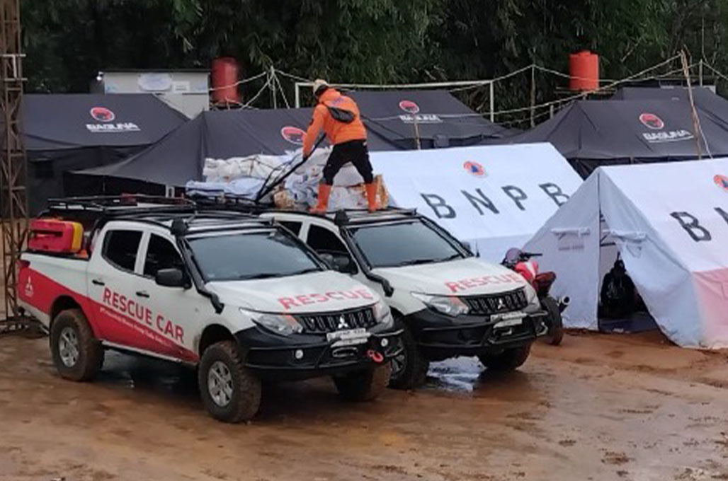 Mitsubishi Kerahkan Triton Rescue Car Lanjutkan Bantuan Kemanusiaan