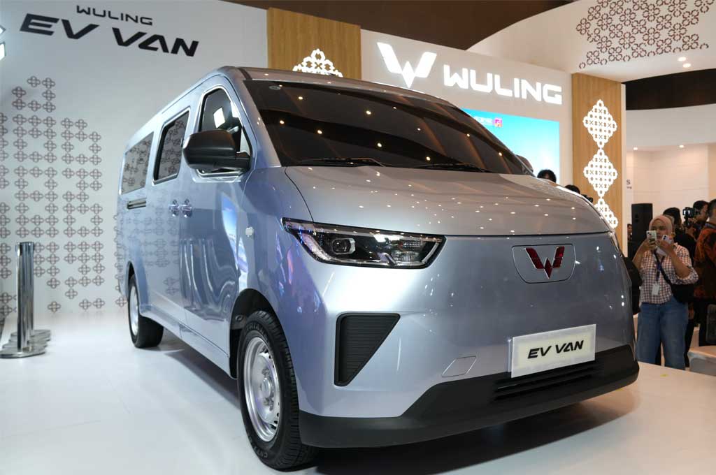 Wuling boyong mobil van listrik di PEVS 2025, nih tampangnya! WM