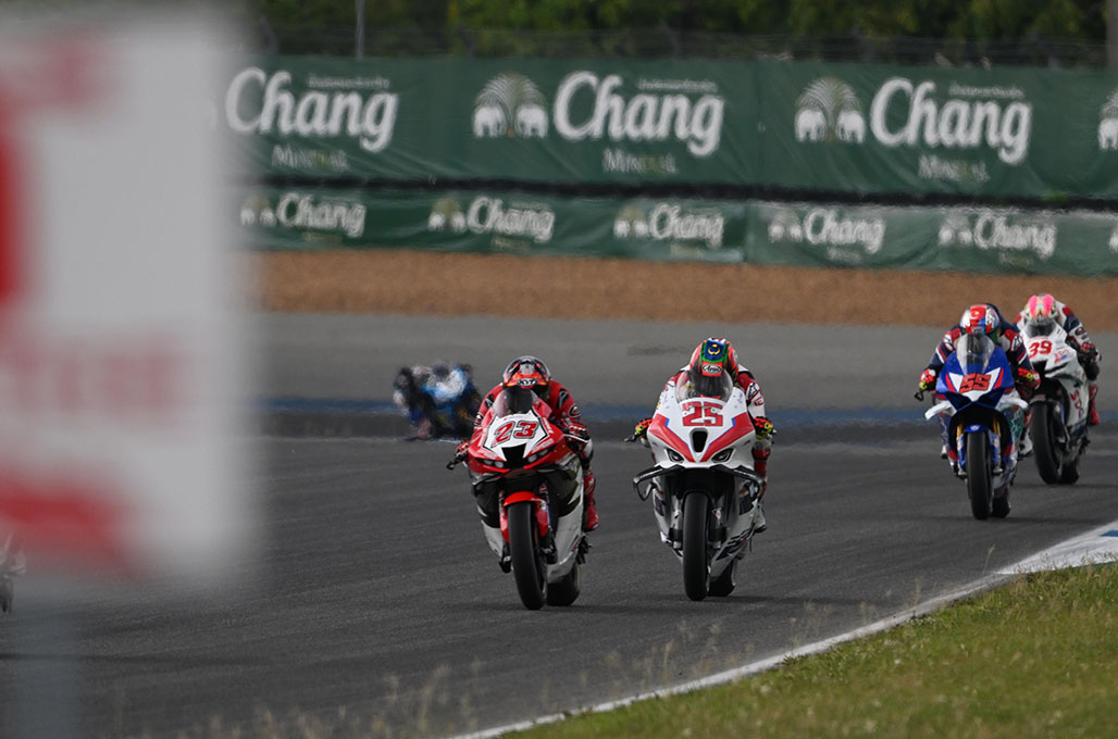 Gokil, CBR250RR Double Winner! Astra Honda Borong 5 Podium di Buriram