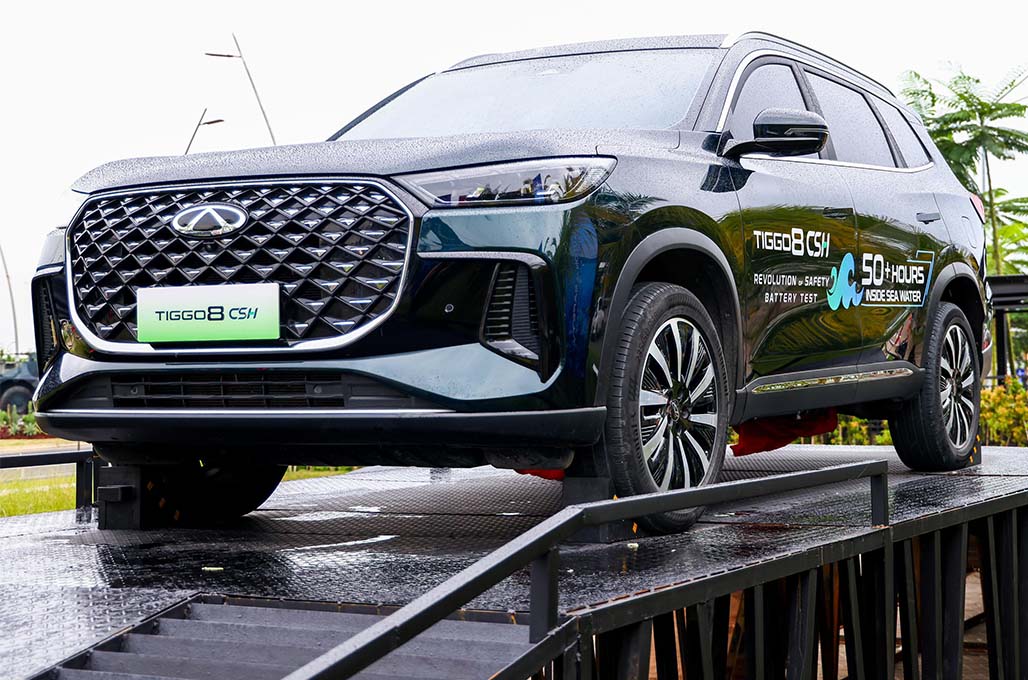 Chery Tiggo 8 CSH Tetap Gacor, Kendati Baterai Direndam Air Laut Selama 55 Jam!