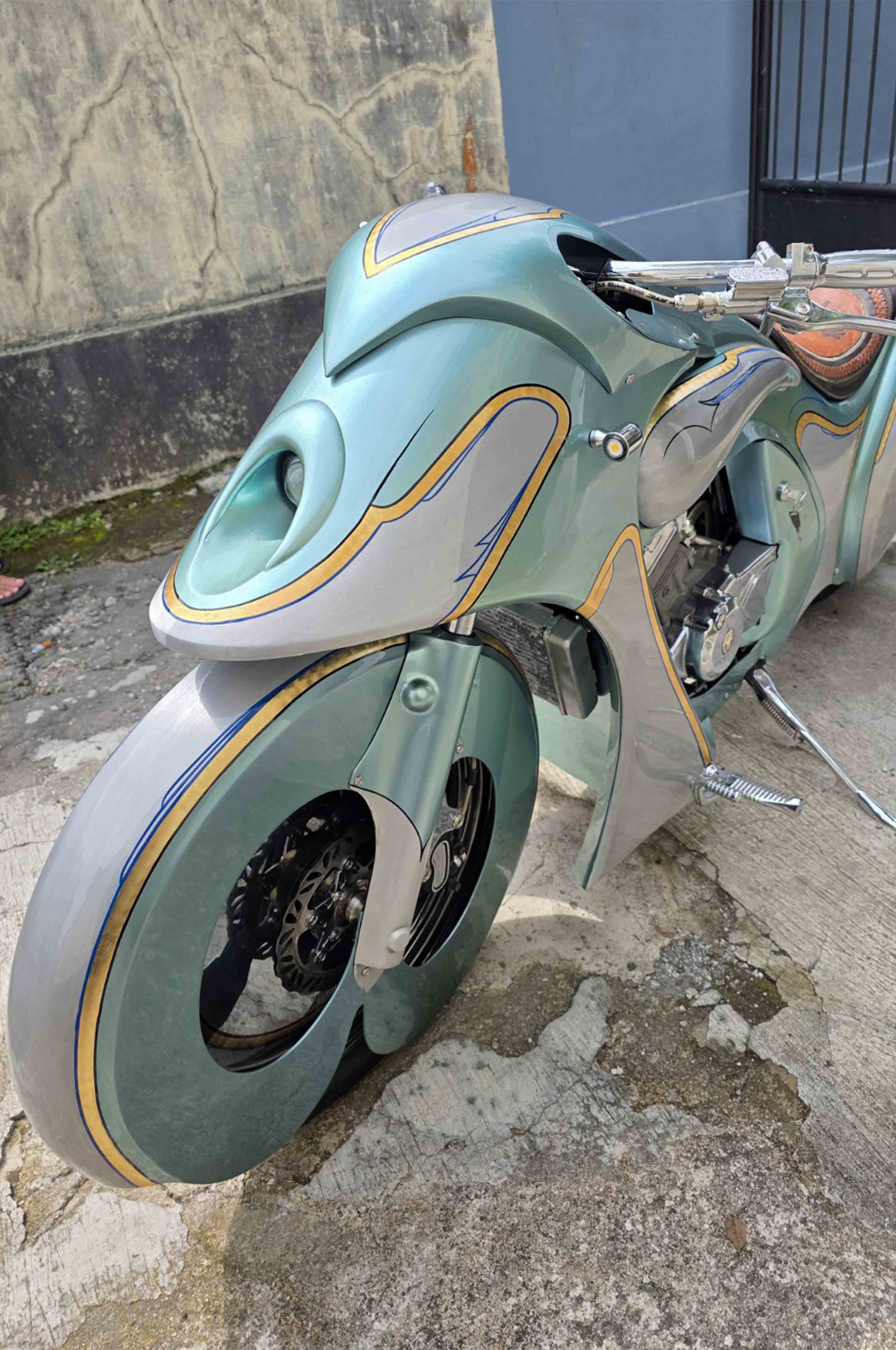 Honda CS1 Ini Berubah Drastis, dari Bebek Jangkung Jadi Paus Gahar!