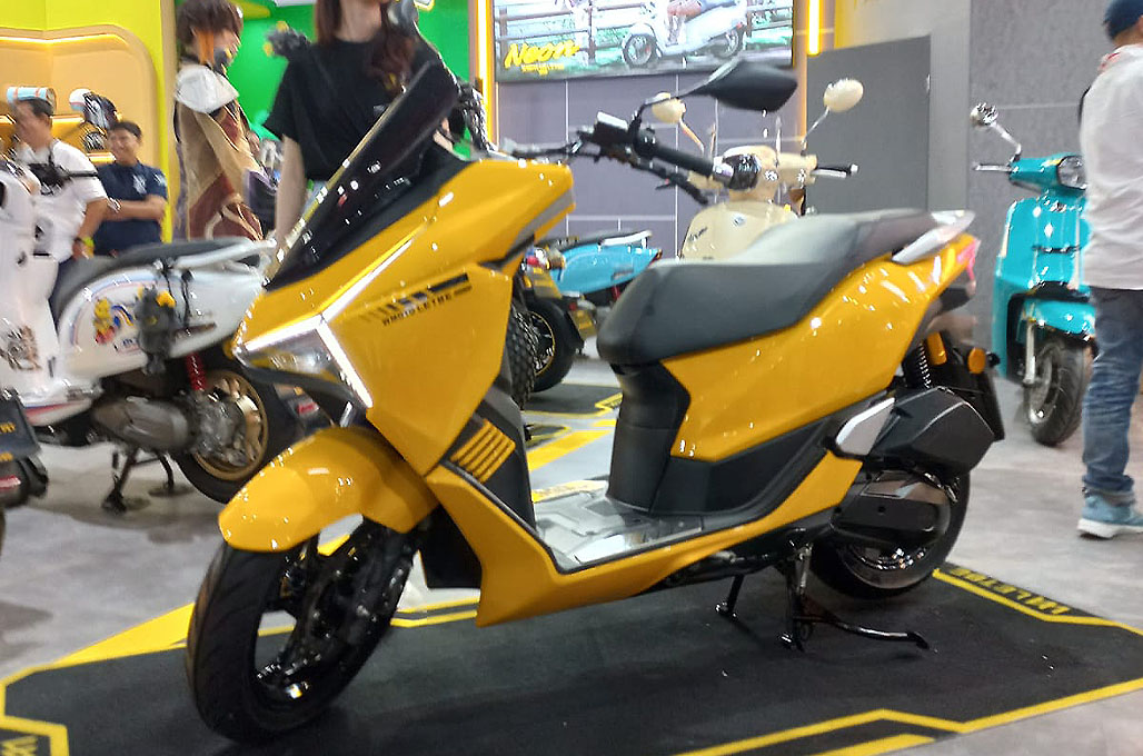 MForce Indonesia Merilis Tiga Model Terbaru di Jakarta Fair 2025
