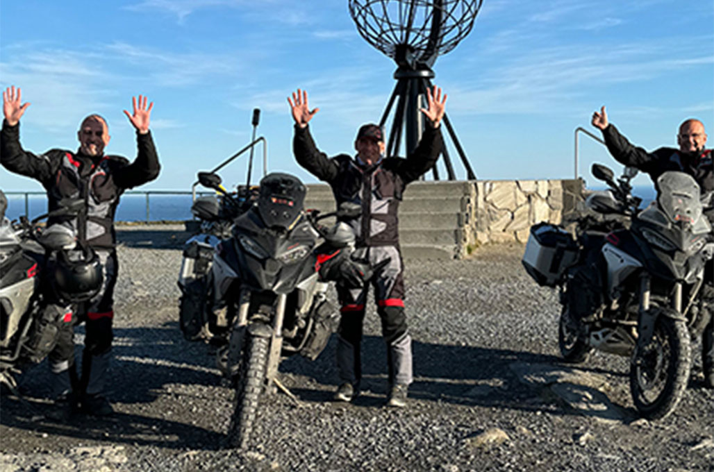 Multistrada V4 Voyagers 2025: Kontes Internasional Khusus Multistradisti