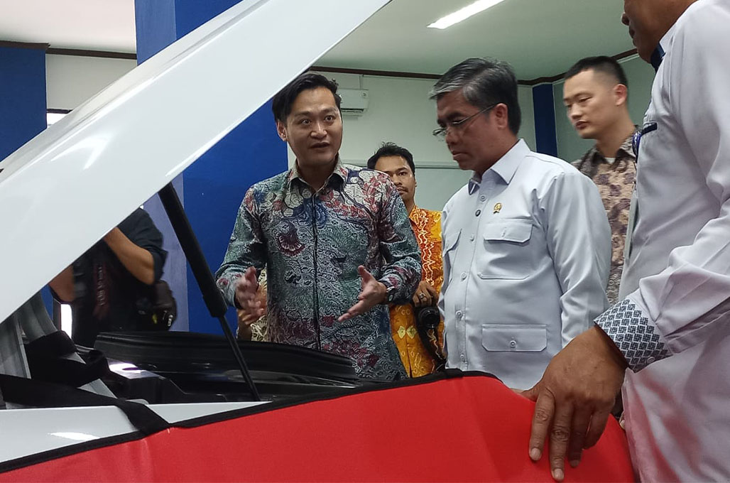 Mobil Listrik Chery E5 Jadi Bahan Praktik Balai Pelatihan Vokasi dan Produktivitas Bekasi