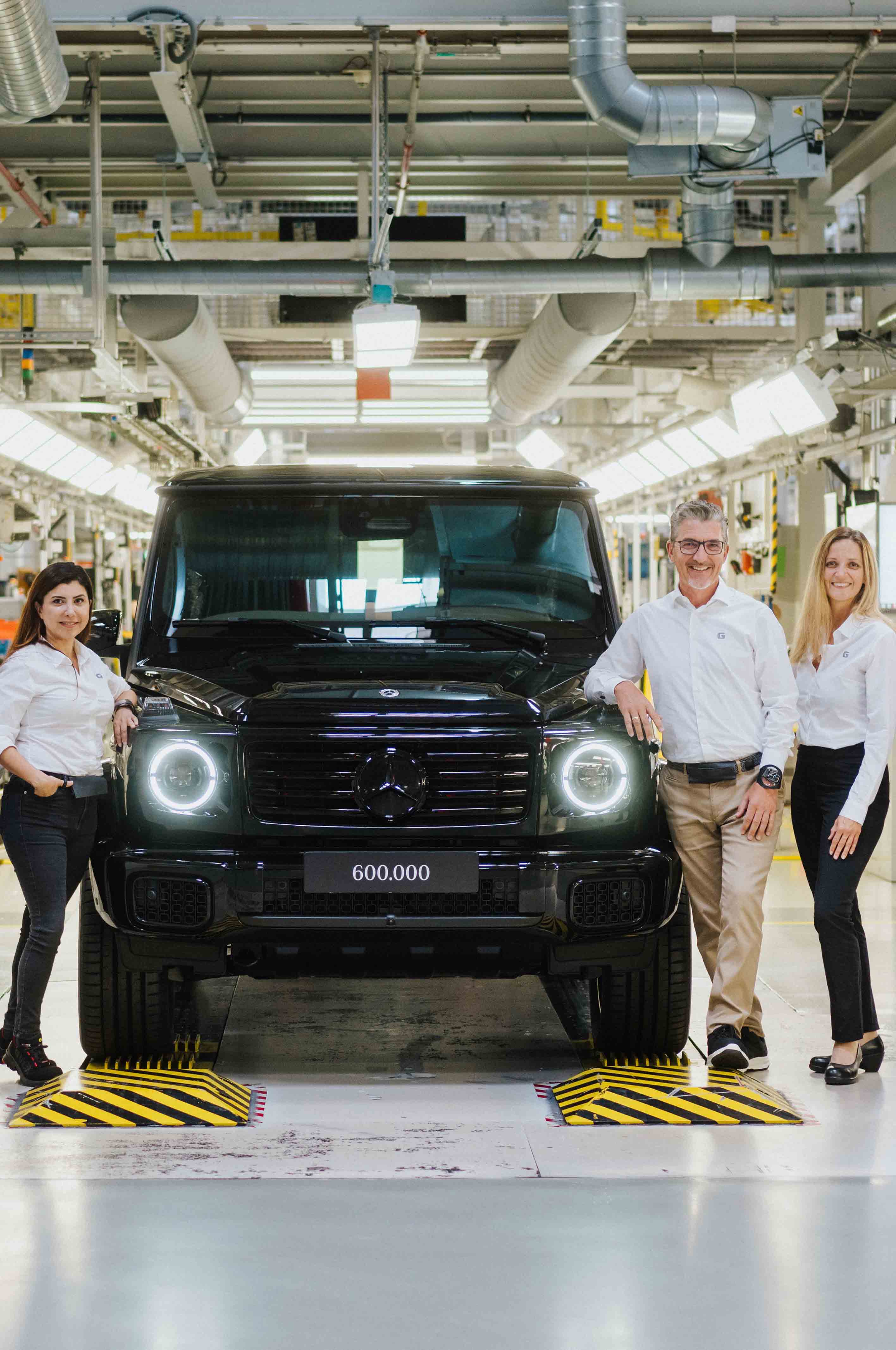 Mercedes-Benz Rayakan Produksi G-Class ke-600.000 Unit, Pertahankan Kemampuan Off-road