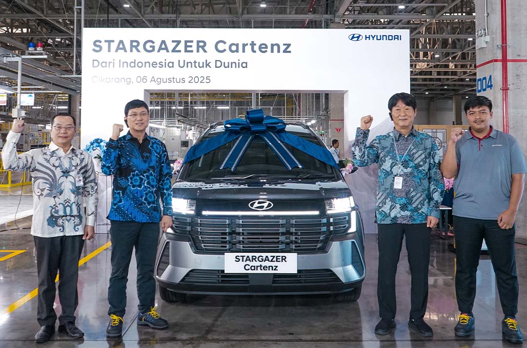 Hyundai Mulai Produksi Massal Stargazer Cartenz dan Cartenz X