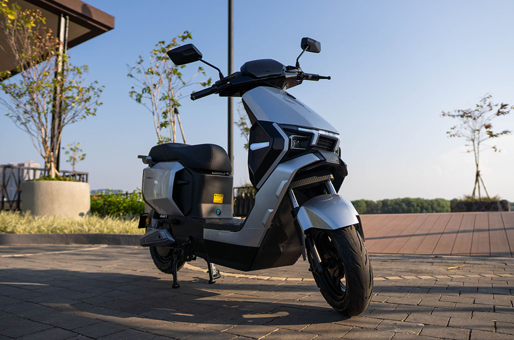 Ofero Pede Pasarkan Motor Listrik Picassio dan Stareer 3 Lit
