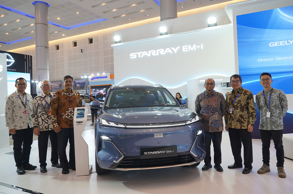 Geely Buka Pre-Book Starray EM-i di GIIAS Surabaya 2025