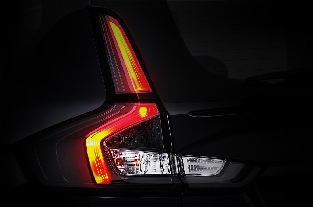 Suzuki Siap Lepas XL7 Hybrid Alpha Kuro ke Pasaran, Segini Harganya!