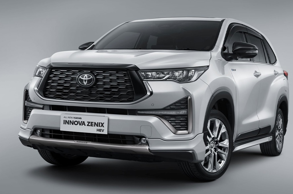 New Kijang Innova Zenix Dapat Pembaruan Fitur