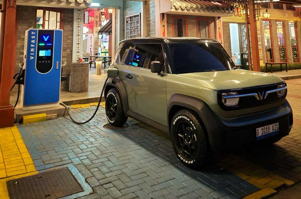 Mau Beli Mobil Listrik VinFast? Nih Skema Langganan Baterainya!