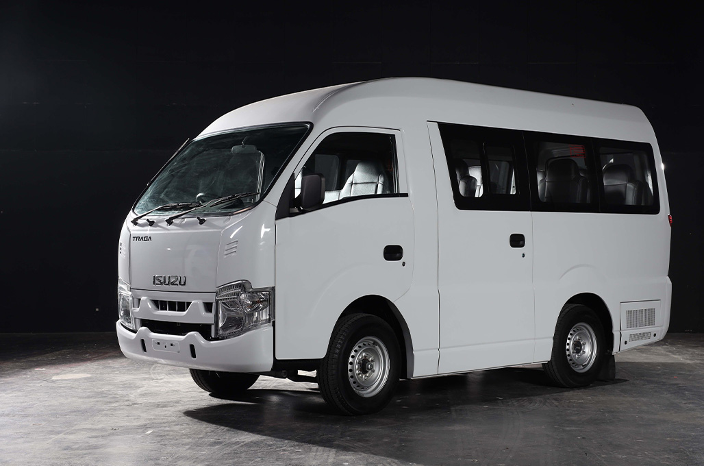 Isuzu Traga Bus, Mulai dari Transportasi Umum Hingga Layanan Shuttle 