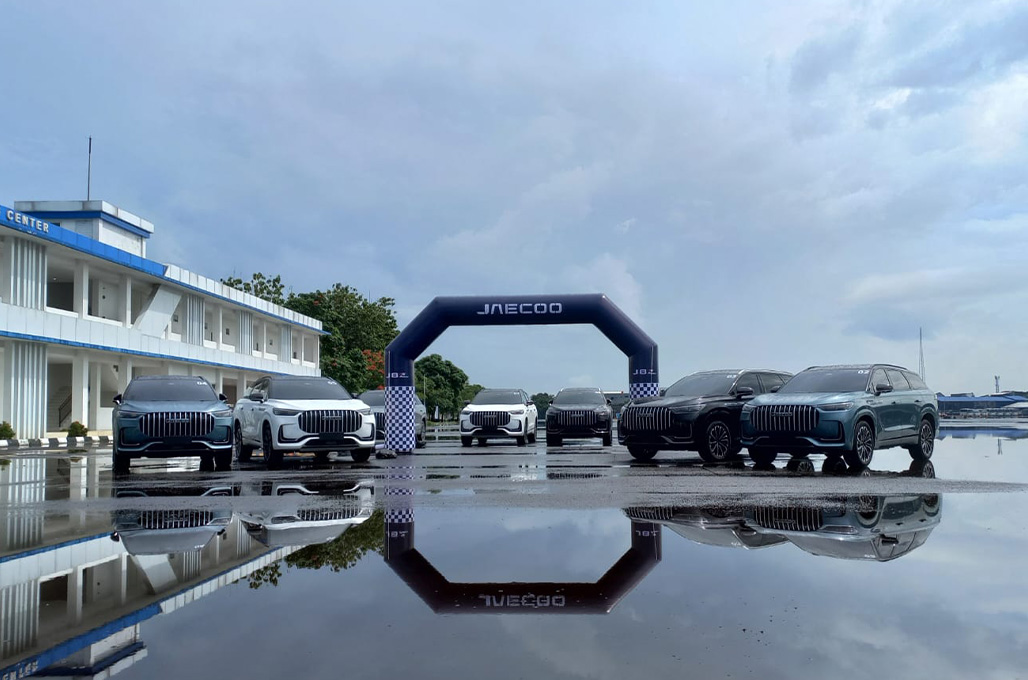 Jaecoo J8 SHS ARDIS, Jagoan Off-road yang Juga Oke Buat Pengendara Wanita