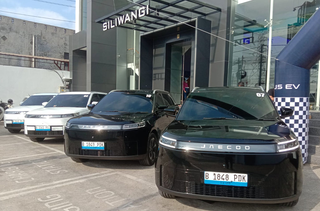 Jaecoo J5 BEV Belum Diluncurkan Tapi Sudah Distribusi ke Dealer, Kok Bisa?