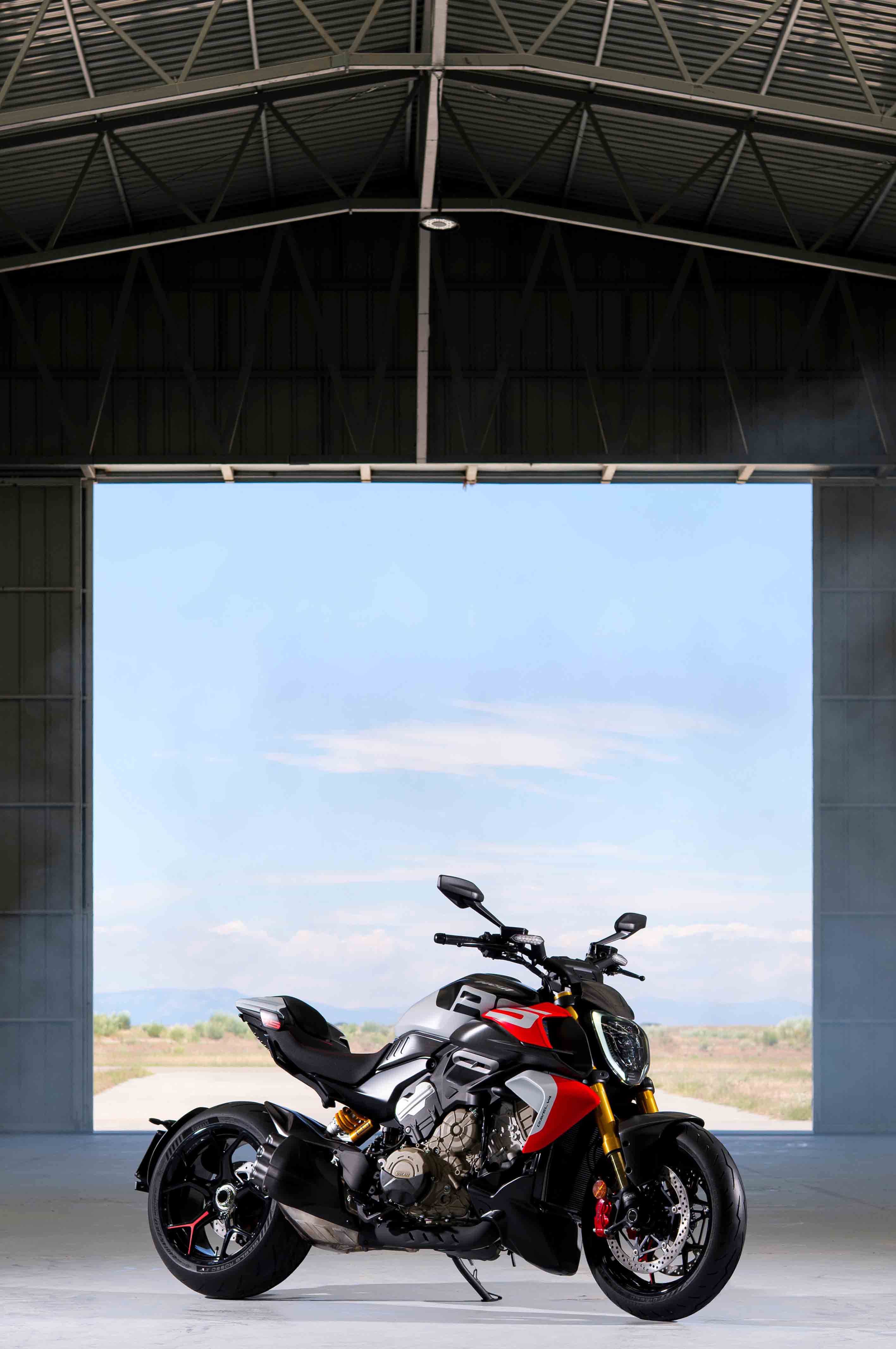 Diavel V4 RS Edisi Terbatas, Dekatkan Diri ke Dunia Superbike