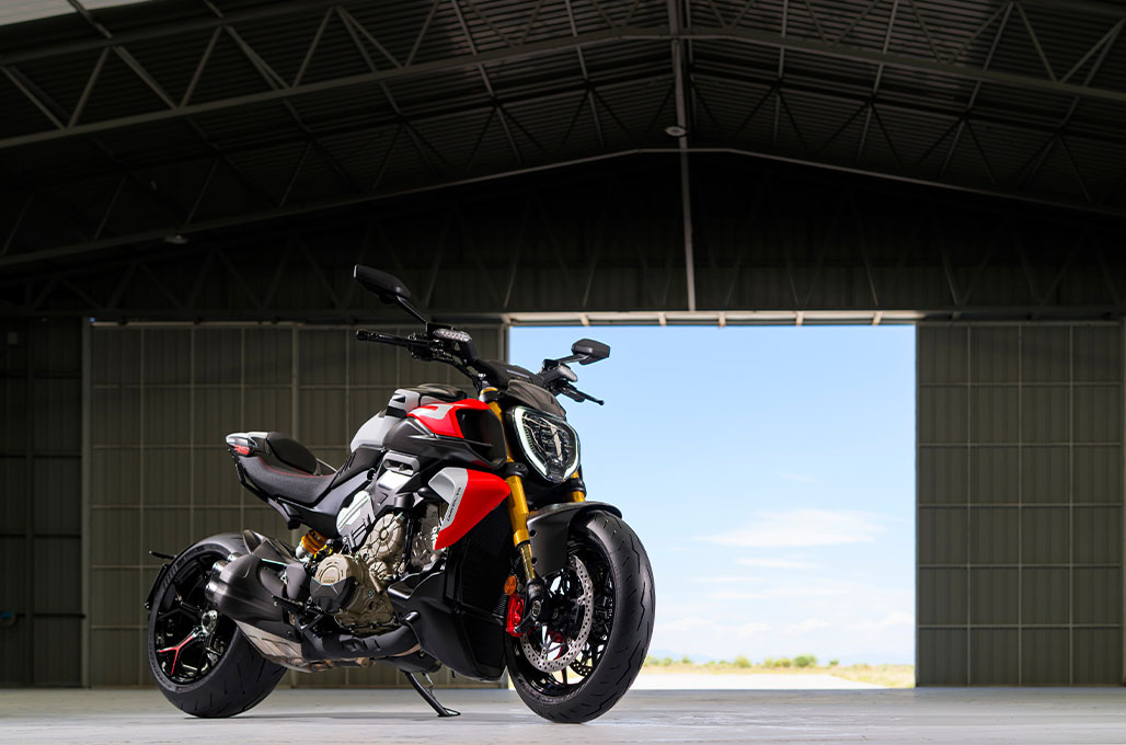 Diavel V4 RS Edisi Terbatas, Dekatkan Diri ke Dunia Superbike