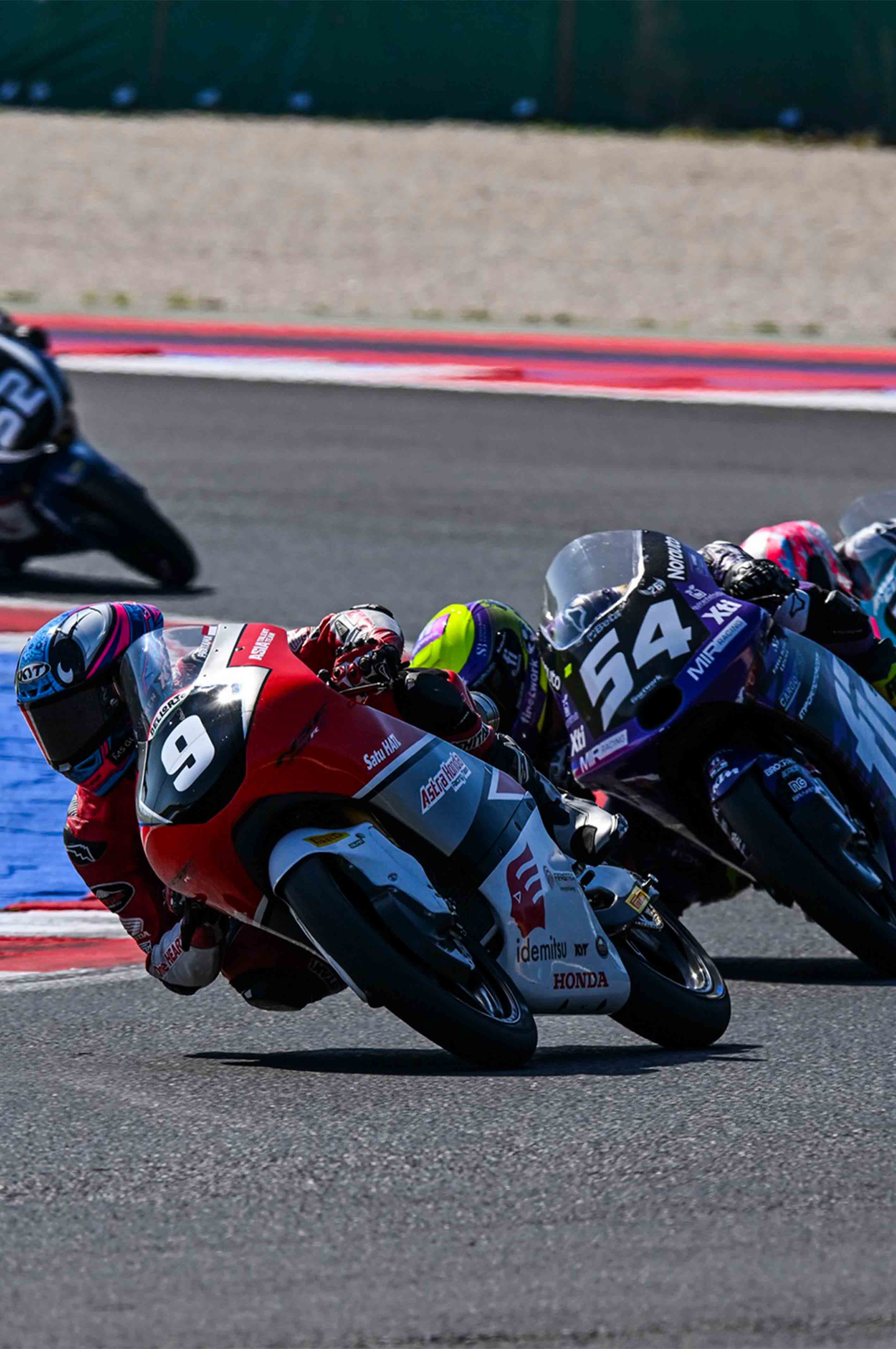 Dua Pebalap Astra Honda Adu Skill dan Peruntungan di FIM JuniorGP Catalunya 2025