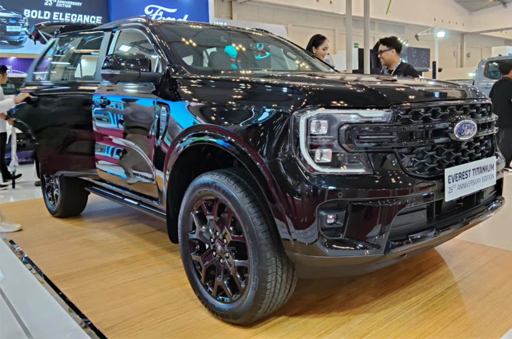 Ford Everest Titanium 25th Anniversary Edition Mejeng di GJAW 2025, Berapa Harganya?