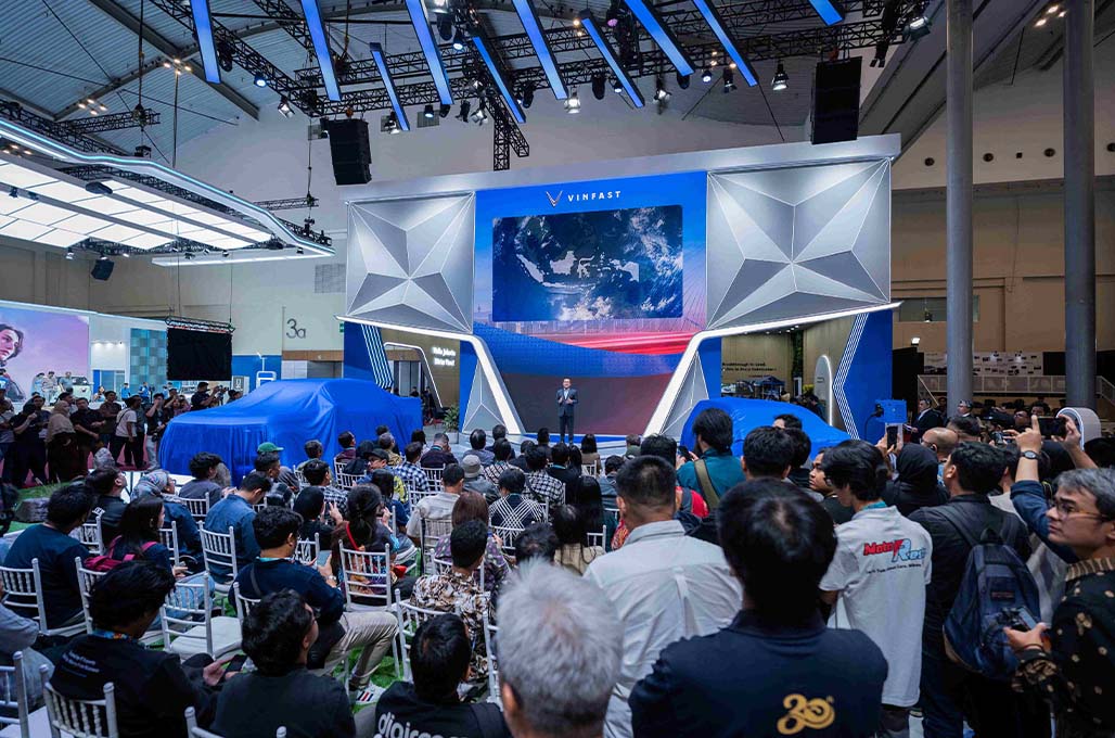 VinFast Limo Green Bisa Pesan di GJAW 2025, Harga Indikatif Rp319 Juta