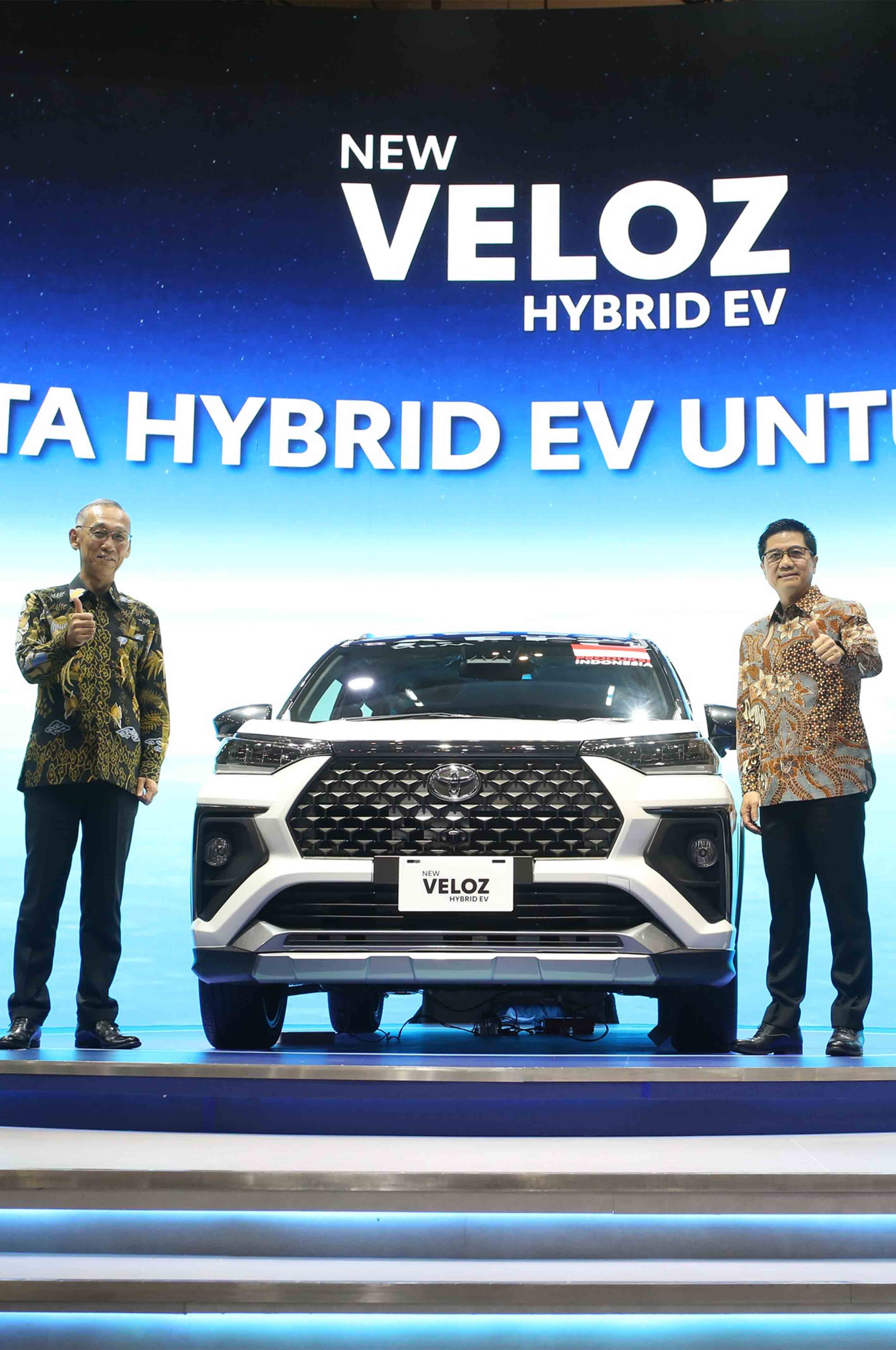 Toyota New Veloz Hybrid EV Jadi Primadona di Perhelatan Otomotif GJAW 2025