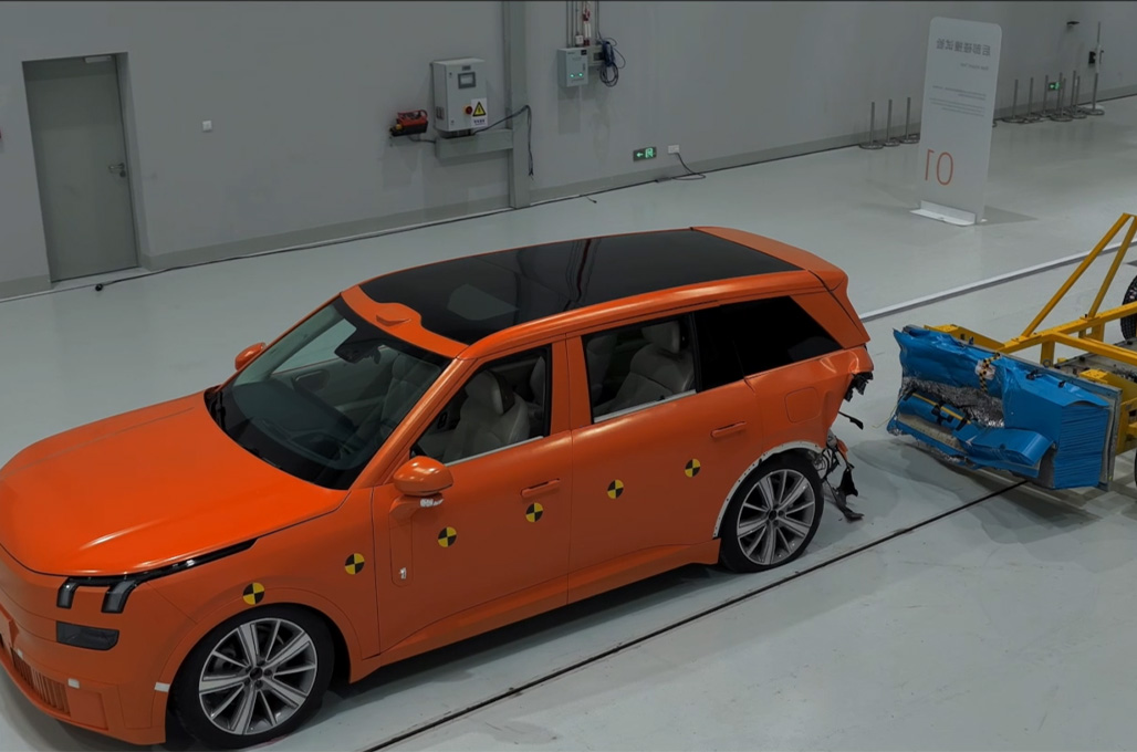 Geely Safety Centre Sebagai Pusat Uji Keselamatan Kendaraan Standar Global