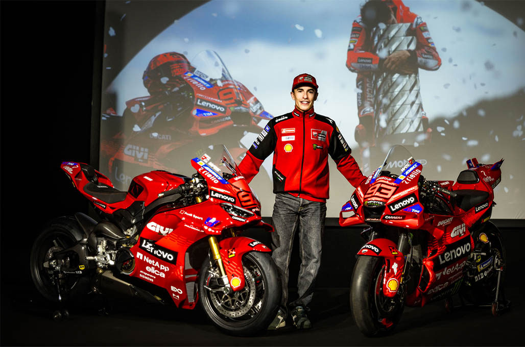 Replika Ducati Panigale V4 Márquez World Champion yang Diproduksi Terbatas