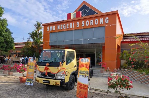 Mitsubishi Fuso Colt Diesel Jadi Bagian Perluas Manfaat ke Penjuru Negeri