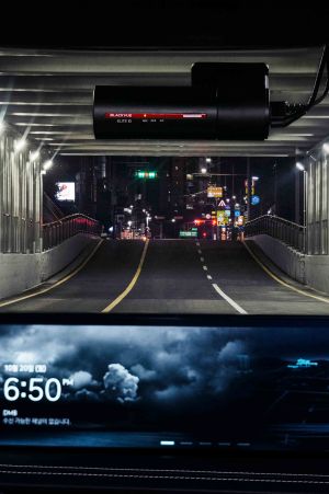BlackVue Rilis Dashcam Elite 10-2 CSH yang Banjir Fitur