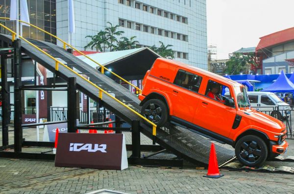 iCAR V23 Lahap Aneka Rintangan di Chery x iCAR Adventure Park 
