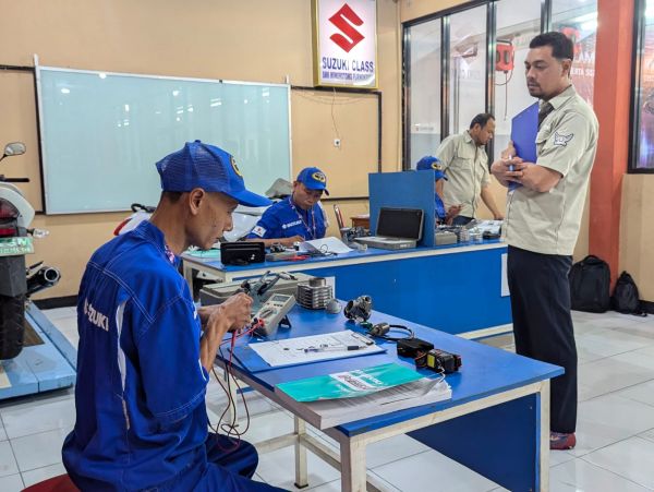 Suzuki Victorius Contest, Cara Teknisi Jaga Kualitas dan Kompetensi di Bengkel Resmi