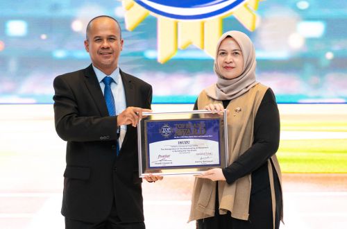 Isuzu Kantongi Predikat Commercial Cargo Vehicle Pilihan Konsumen