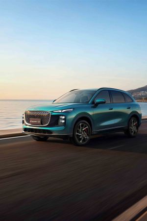 LEPAS L8 PHEV Yakin Kenyamanan Kabin dan Teknologi Premium Bisa Jadi Teman Mudik Menyenangkan