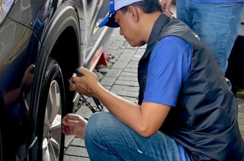 Dunlop Buka Posko Mudik 24 Jam Layani Gratis Pengecekan dan Konsultasi Ban