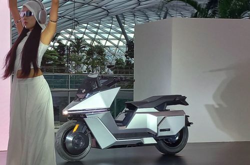 Omoway Omo X, EV Canggih Berbekal Teknologi Penyeimbang Otomatis Kelas Dunia