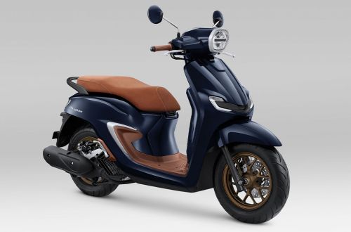 New Honda Stylo 160 Makin Mewah dan Retro dengan Warna Spesial