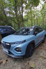 Suzuki Fronx SGX Hybrid AT Two-Tone, Gas Tipis-tipis ke Kota Bandung dan Subang