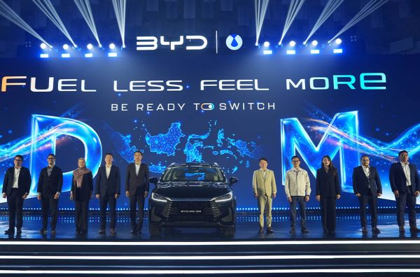 BYD Teknologi Dual Mode Hasilkan Konsumsi Bahan Bakar 65 Km per Liter!