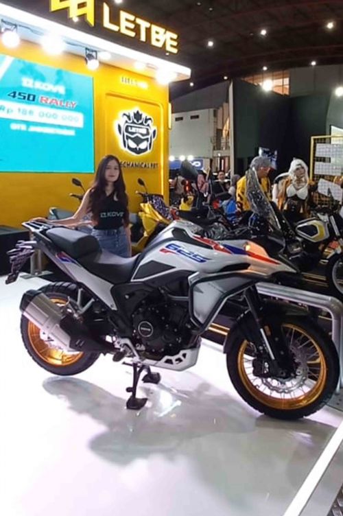 Pasar Motor Adventure dan Rally Memanas, Mforce Luncurkan Duo Kove! 