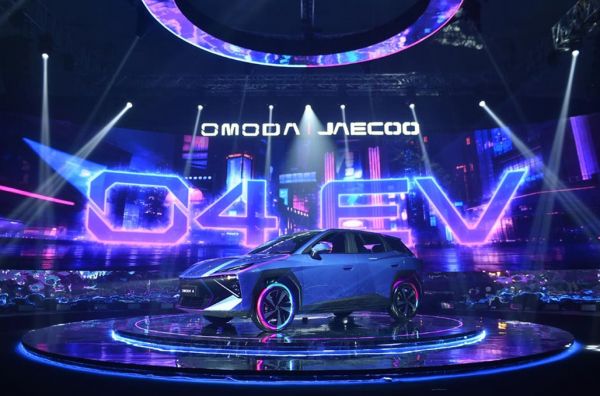 Omoda & Jaecoo Perkenalkan Super AI Cockpit di Produk Terbaru Omoda O4