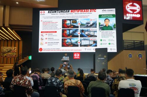 Hino Connect Punya Fitur Baru untuk Deteksi Dini Kerusakan Kendaraan