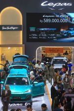 Lebih dari 550 Pengunjung GIIAS 2026 Jajal LEPAS E4 EV dan L8 PHEV