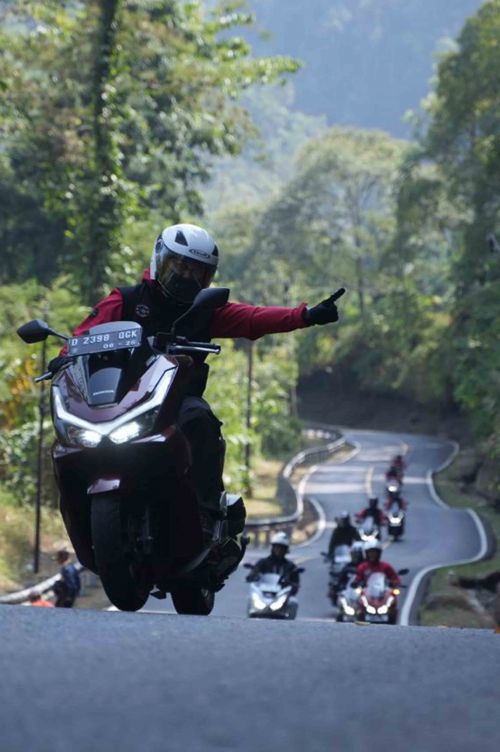 Honda West Java Heritage Ride: Jelajahi Indahnya Alam dan Warisan Budaya Jawa Barat