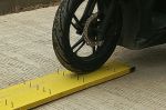 M-One Super Tyre Sealant Sabet MURI, Lindas 6.000 Paku dengan Ban Motor!