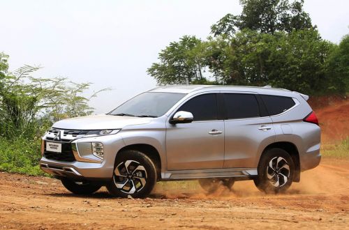 Mitsubishi Pajero Sport Tawarkan Kenyamanan Kelas Premium (foto: website MMKSI)
